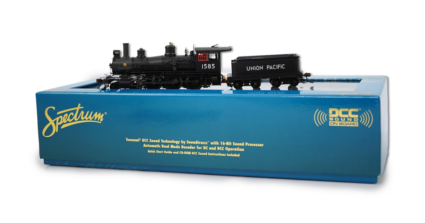 A boxed HO gauge Spectrum by Bachmann model (84903) of Union Pacific, 1585, 4-6-0 locomotive with bogie tender, powered for two rail operation.
